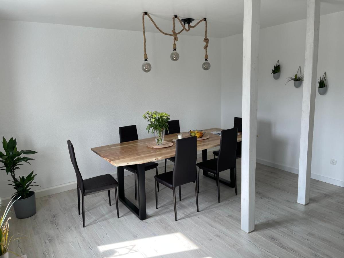 Neu Auszeit In Moderner Wohnung In Seen-Naehe Markkleeberg Luaran gambar